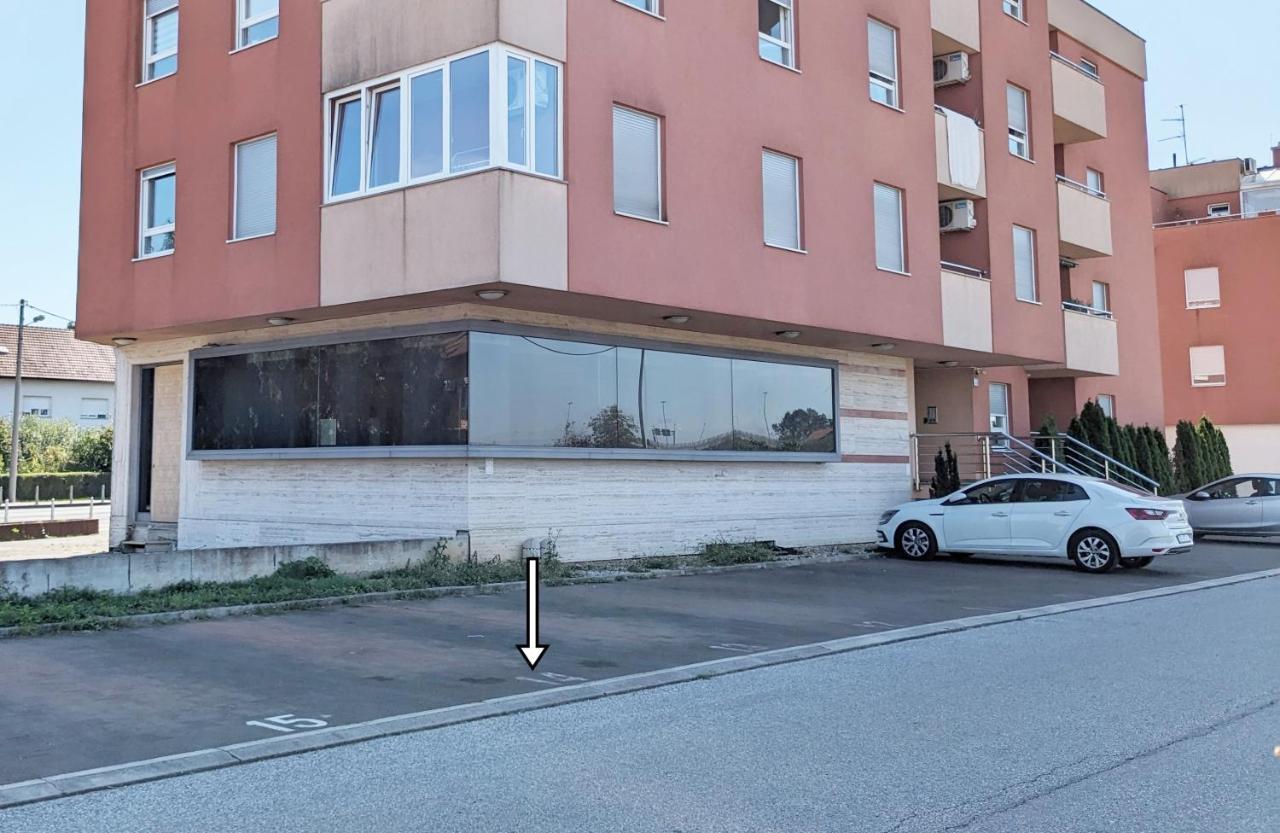 Doma-Lu Apartment-Near Airport And Highway- Free Parking Velika Mlaka Exterior foto