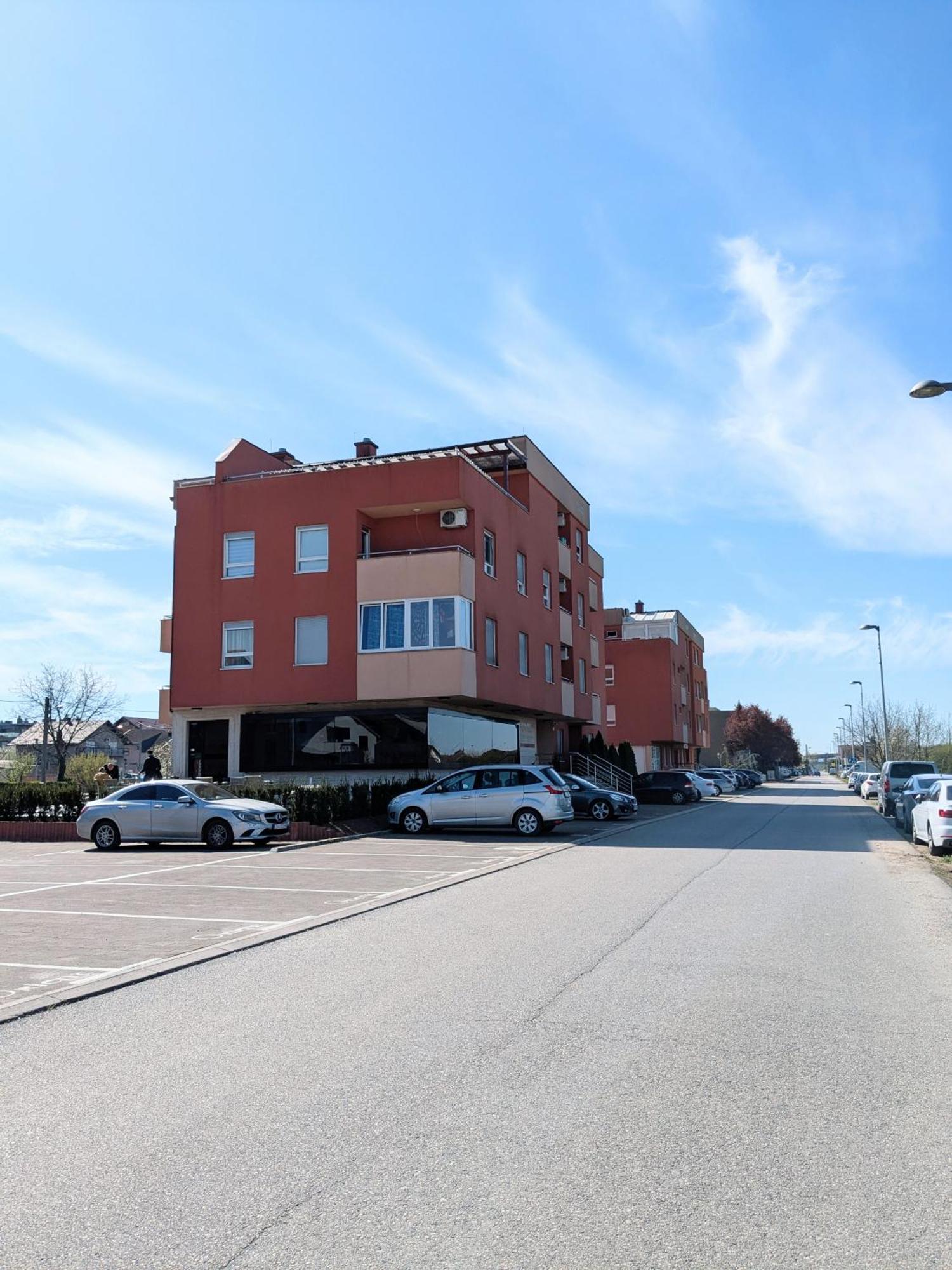 Doma-Lu Apartment-Near Airport And Highway- Free Parking Velika Mlaka Exterior foto